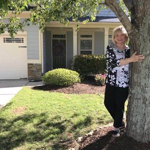 Meet your Posher, Gail